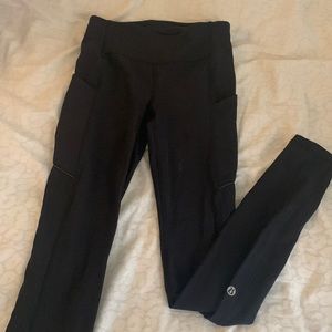 Black lululemon leggings
